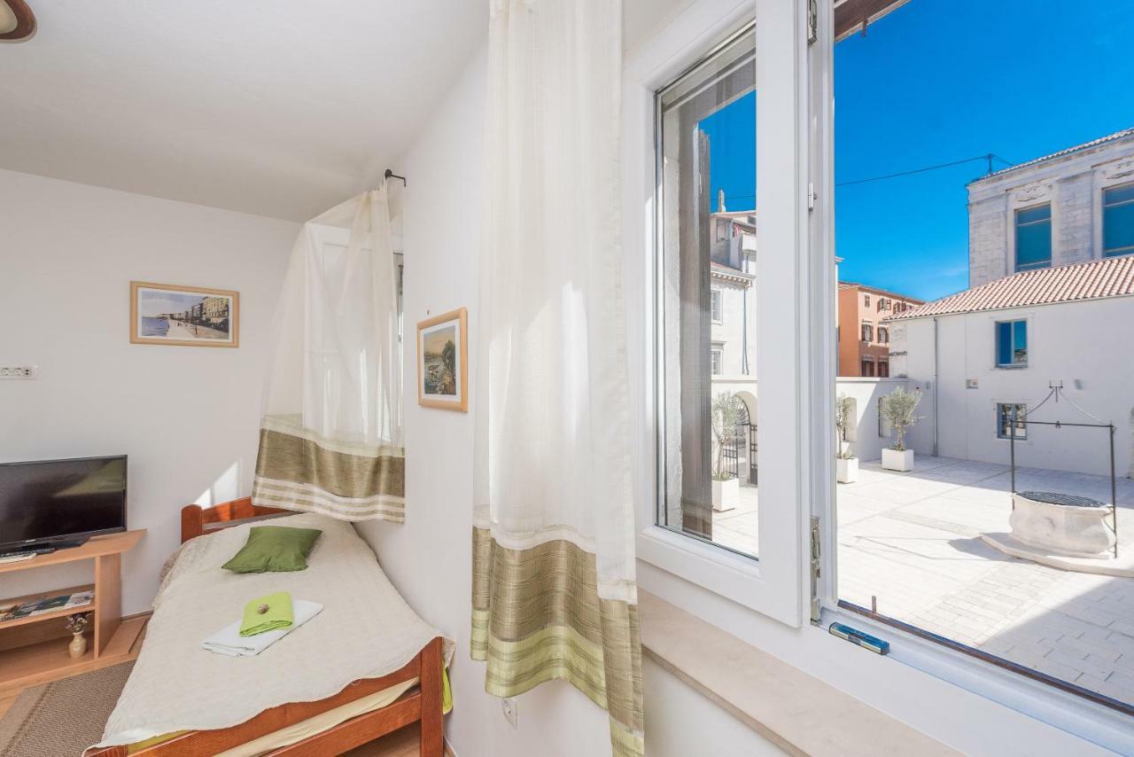 Apartment And Room Soul Of Dalmatia Задар Екстериор снимка
